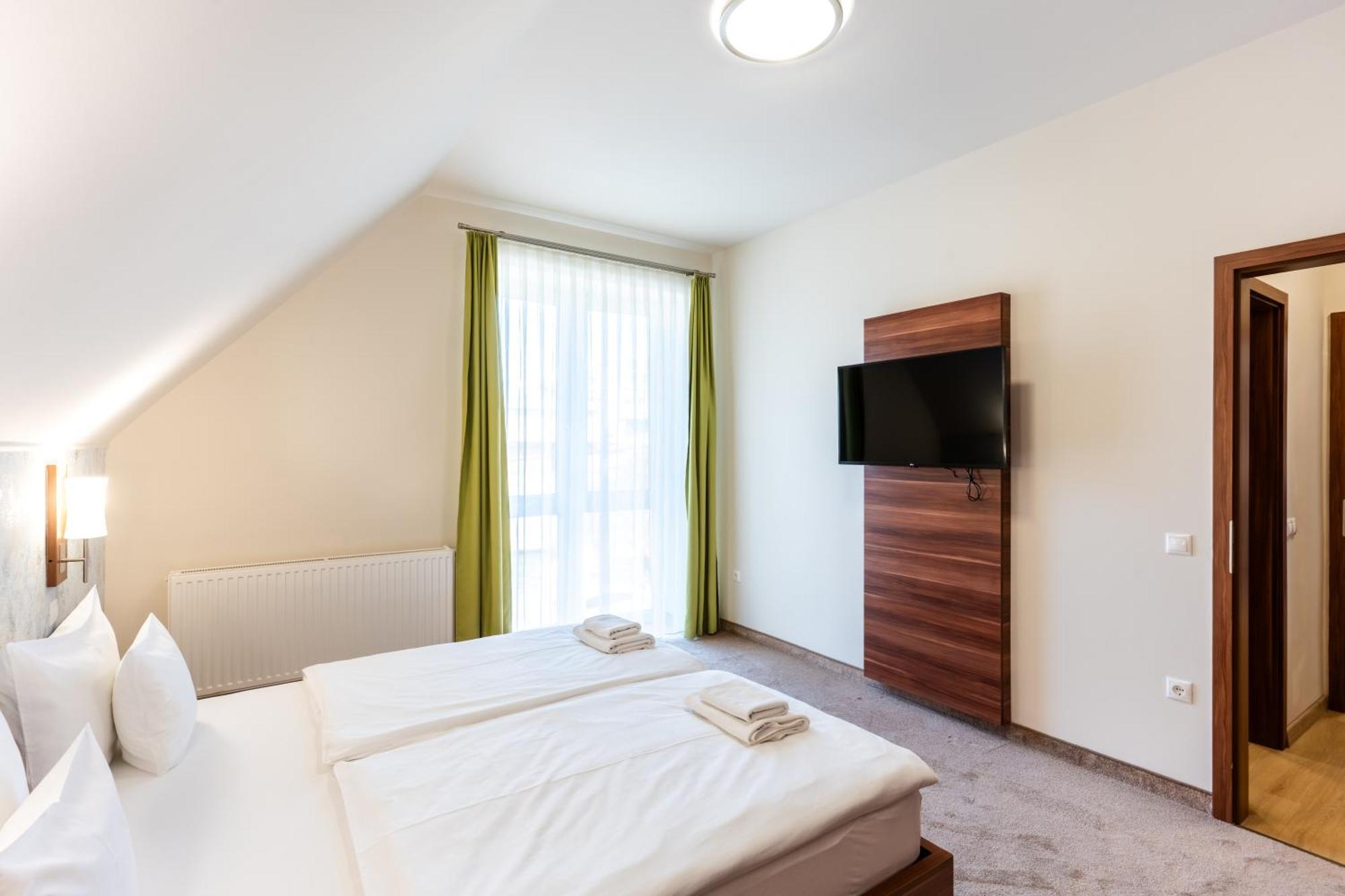 B&B Lajta Park โมชนมายารูวาร์ ภายนอก รูปภาพ